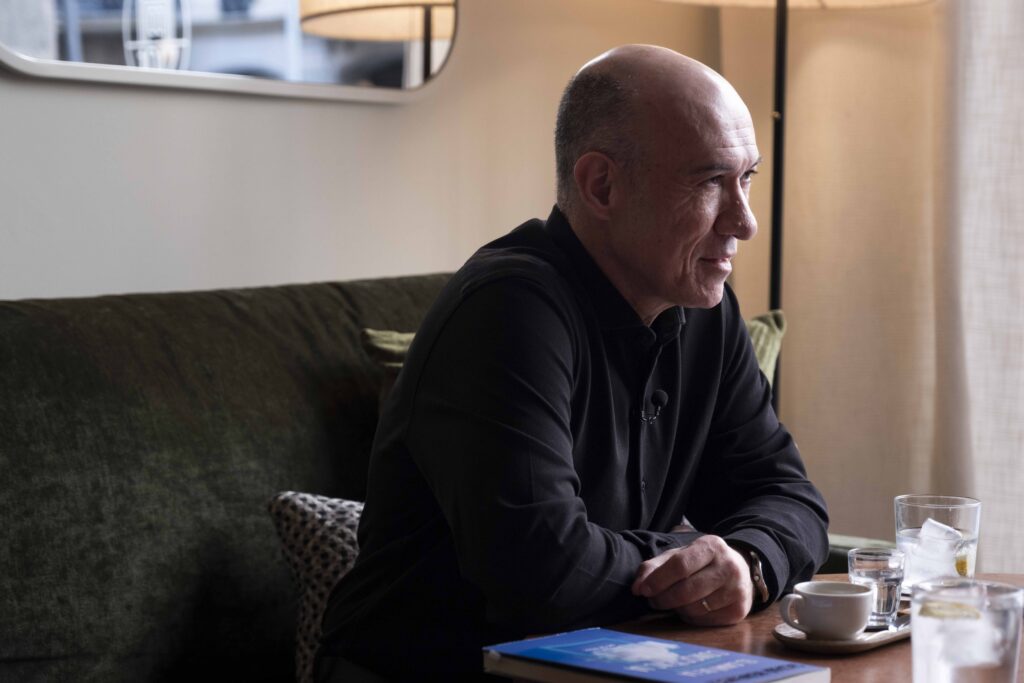 Gaspar Hern&agrave;ndez. Escriptor i periodista.