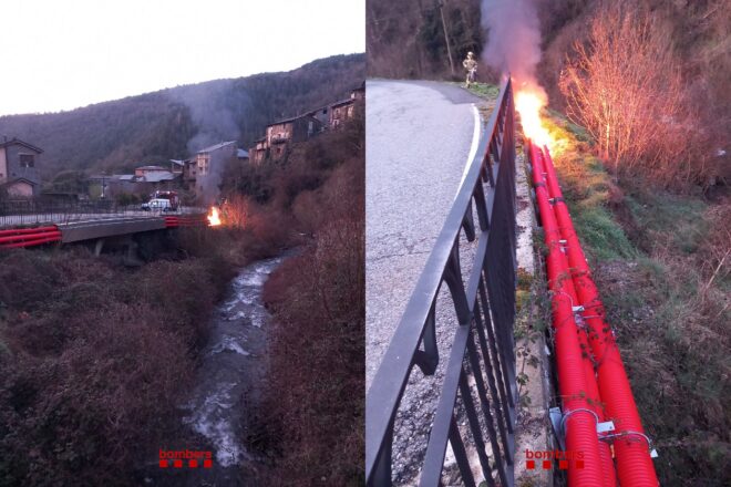 Un incendi en una línia d’alta tensió deixa sense llum uns quants nuclis de la vall de Castellbò