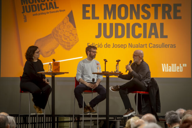 Quan es van despertar, el monstre encara hi era