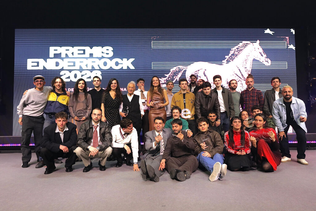 Les cançons tradicionals i populars d’Alosa conquereixen els Enderrock