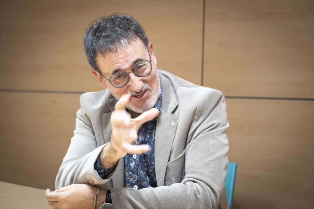 Xavier Grasset. Periodista.