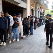 La regularització d’estrangers, protagonista del mercat laboral