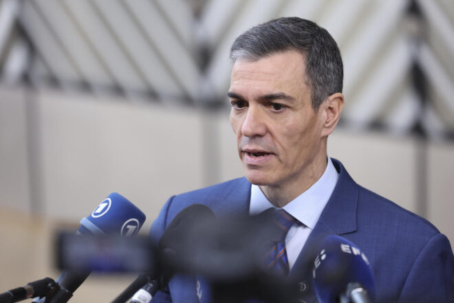 Sánchez manté “tot el suport a Zapatero” després d’haver conegut els detalls de la investigació