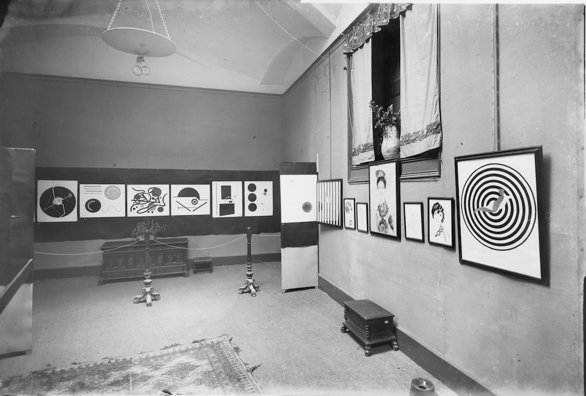 Exposició del pintor Francis Picabia a les Galeries Dalmau, de Brangulí (fotografia: Museu Abelló)