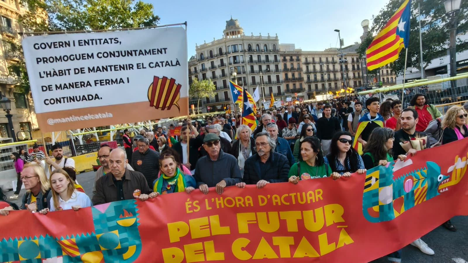 Un moment de la manifestació (fotografia: Albert Salamé).