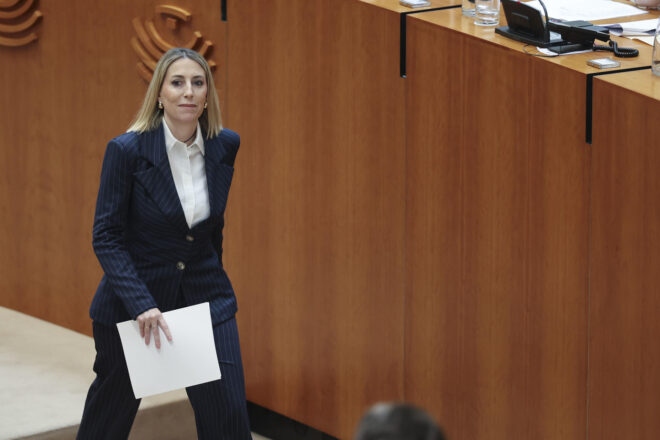 Guardiola, investida presidenta d’Extremadura: “No demanaré perdó per governar amb Vox”