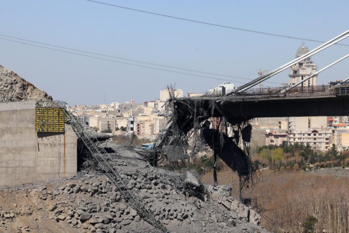 Arxiu – El portaveu del ministeri d’Afers Estrangers de l’Iran, Esmail Baqaei, durant una conferència de premsa a Teheran.