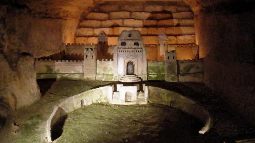 Un port de Maó en miniatura a les catacumbes de París