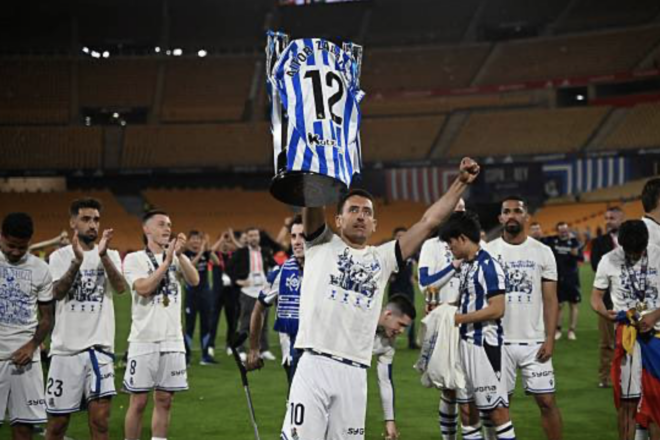 La Real guanya la copa de futbol reivindicant Aitor Zabaleta, assassinat pels ultres de l’Atlético