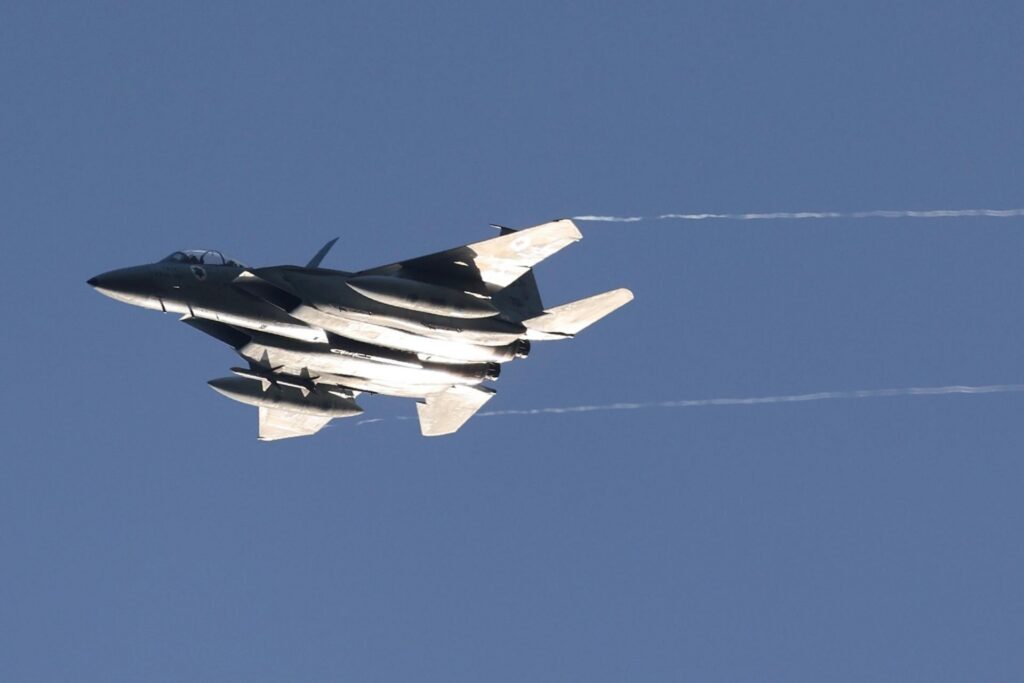 Un caça nord-americà és abatut al sud de l’Iran i s’activa una operació de rescat