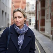 Reconstruir la veritat històrica i el passat familiar a Albània