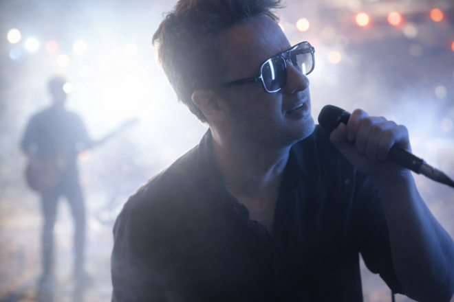 Mishima publica “Només amics”, adaptació de “Back to friends” de Sombr