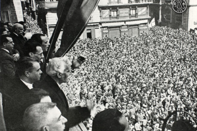 “D’aquí no ens trauran sinó morts”: les proclames a Barcelona de la República i l’Estat Català