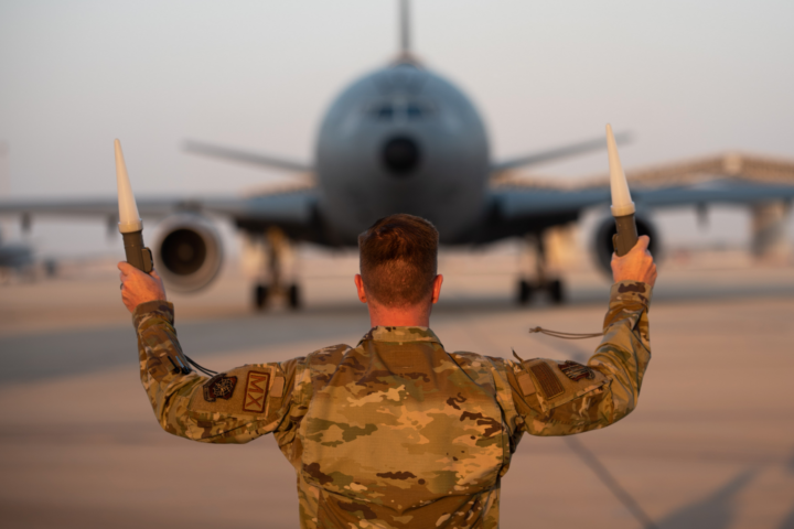 Soldat dels Estats Units a la base aèria Príncep Sultà, a l'Aràbia Saudita, en una imatge d'arxiu (fotografia: US Air Force/Europa Press).