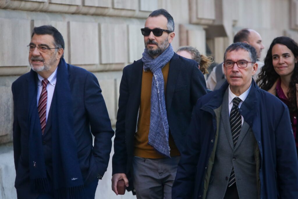 El deliri de Vox contra Jair Domínguez fa passar vergonya a la fiscalia i als Mossos