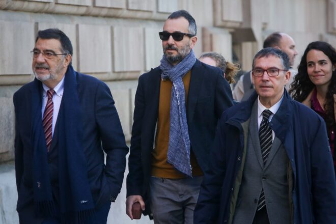 El deliri de Vox contra Jair Domínguez fa passar vergonya a la fiscalia i als Mossos