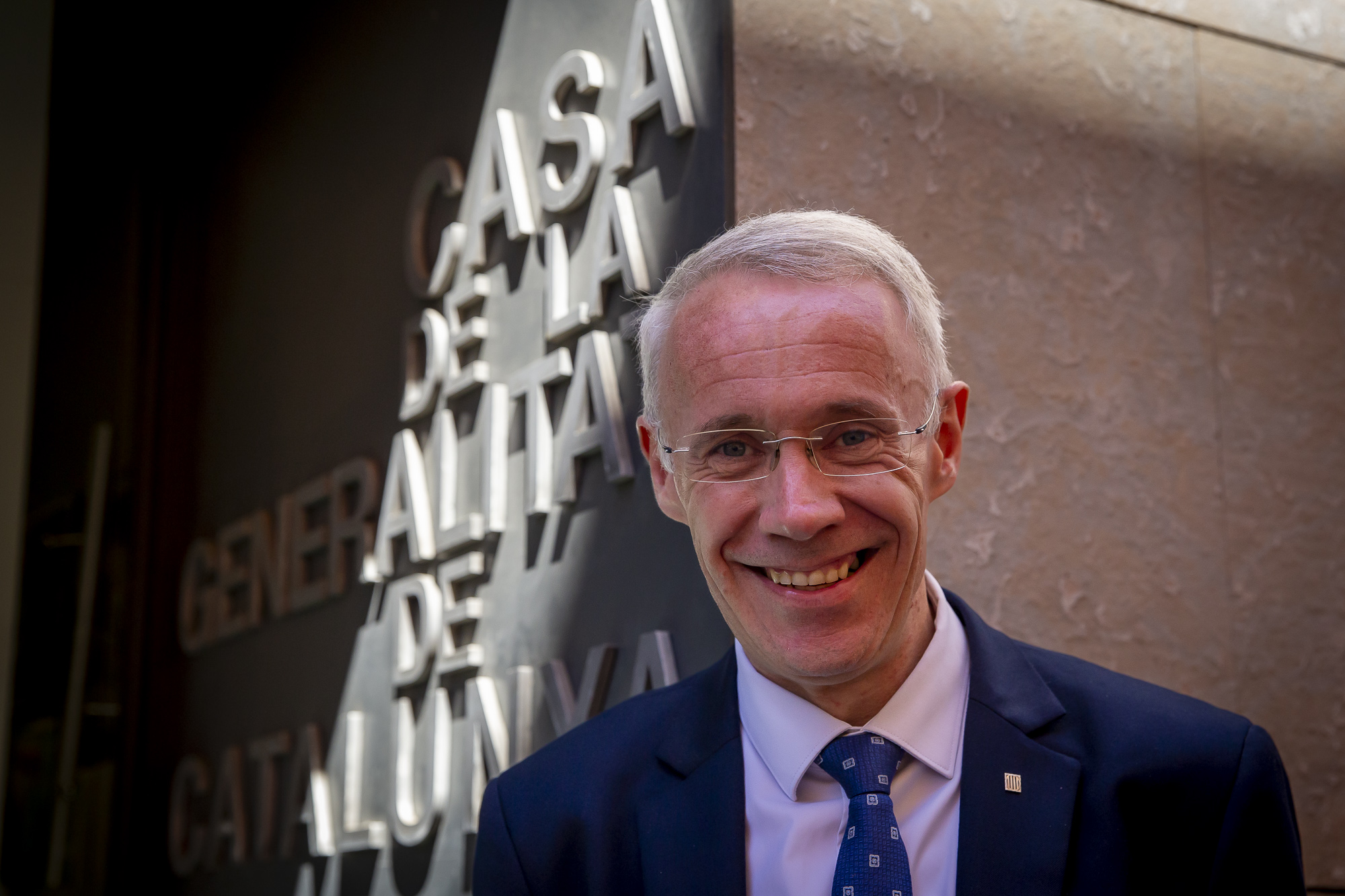 Albert Piñeira, a l'entrada de la seu de la delegació (fotografia: Albert Salamé).
