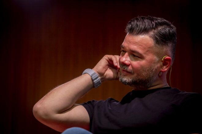 Els bibliotecaris condemnen el menysteniment de Rufián: “La cultura pública mereix més respecte”