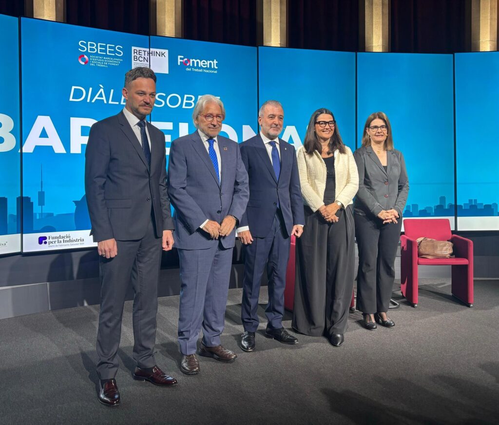 Collboni aposta per unir Mataró i Castelldefels amb metro