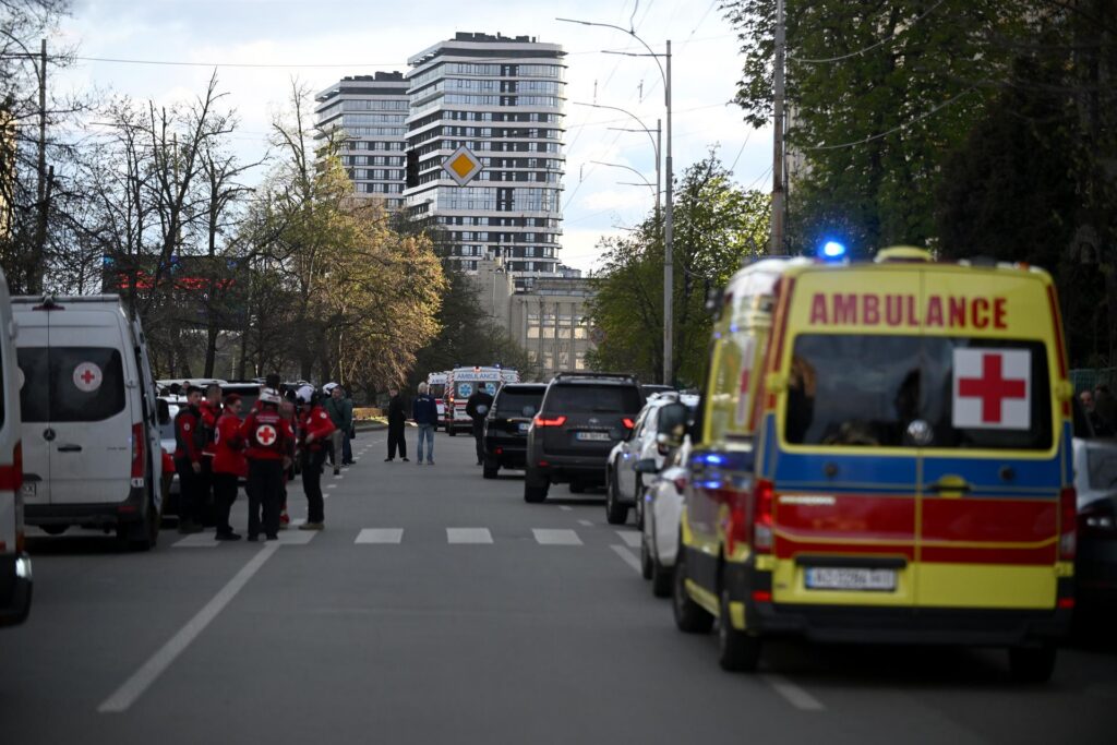 Dimiteix un alt càrrec de la policia ucraïnesa per la resposta “vergonyosa” dels agents en el tiroteig de Kíiv