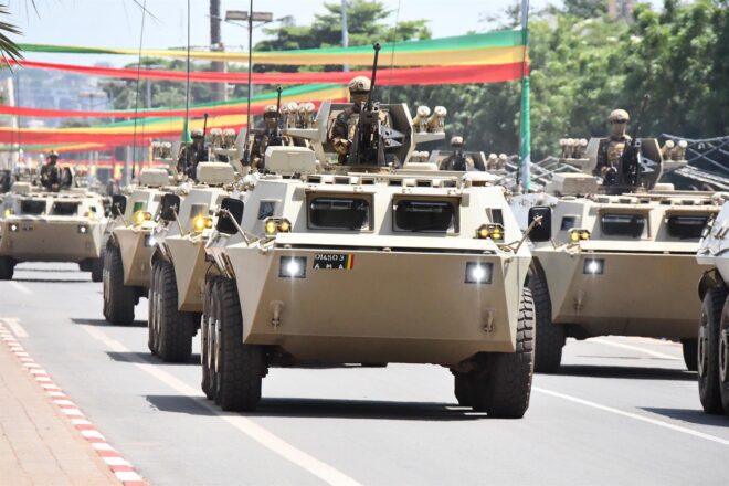 Grups armats de Mali s’enfronten a l’exèrcit en una ofensiva en uns quants punts del país