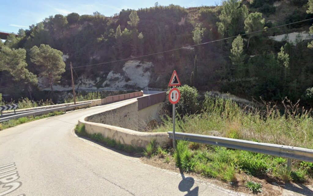 Dos morts arran de la caiguda d’un cotxe al riu Clariano a Ontinyent