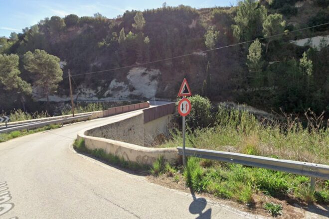 Dos morts arran de la caiguda d’un cotxe al riu Clariano a Ontinyent