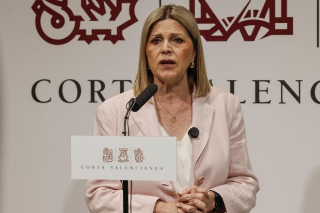 El Consell proposa que tots els docents de segon de batxillerat sigan considerats serveis mínims