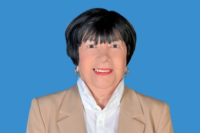 Dimiteix la regidora de Perpinyà Marion Bravo després de ser condemnada per agressió a una policia