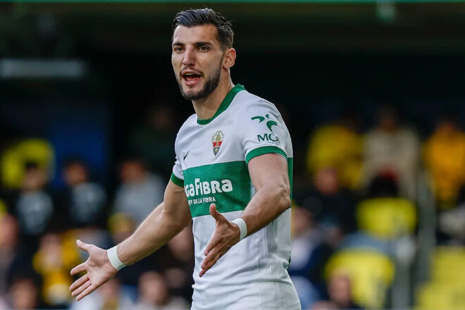 L’Elx extingeix la cessió de Rafa Mir després d’haver estat condemnat per abús sexual