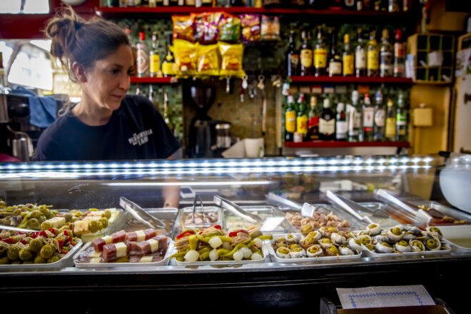 El santuari del vermut a Gràcia troba relleu i no haurà de tancar
