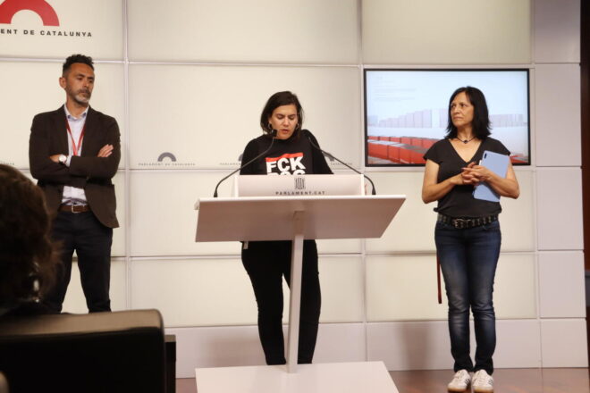 Els sindicats educatius troben insuficients les explicacions de Parlon i Trapero: “Ens trobarem als tribunals”