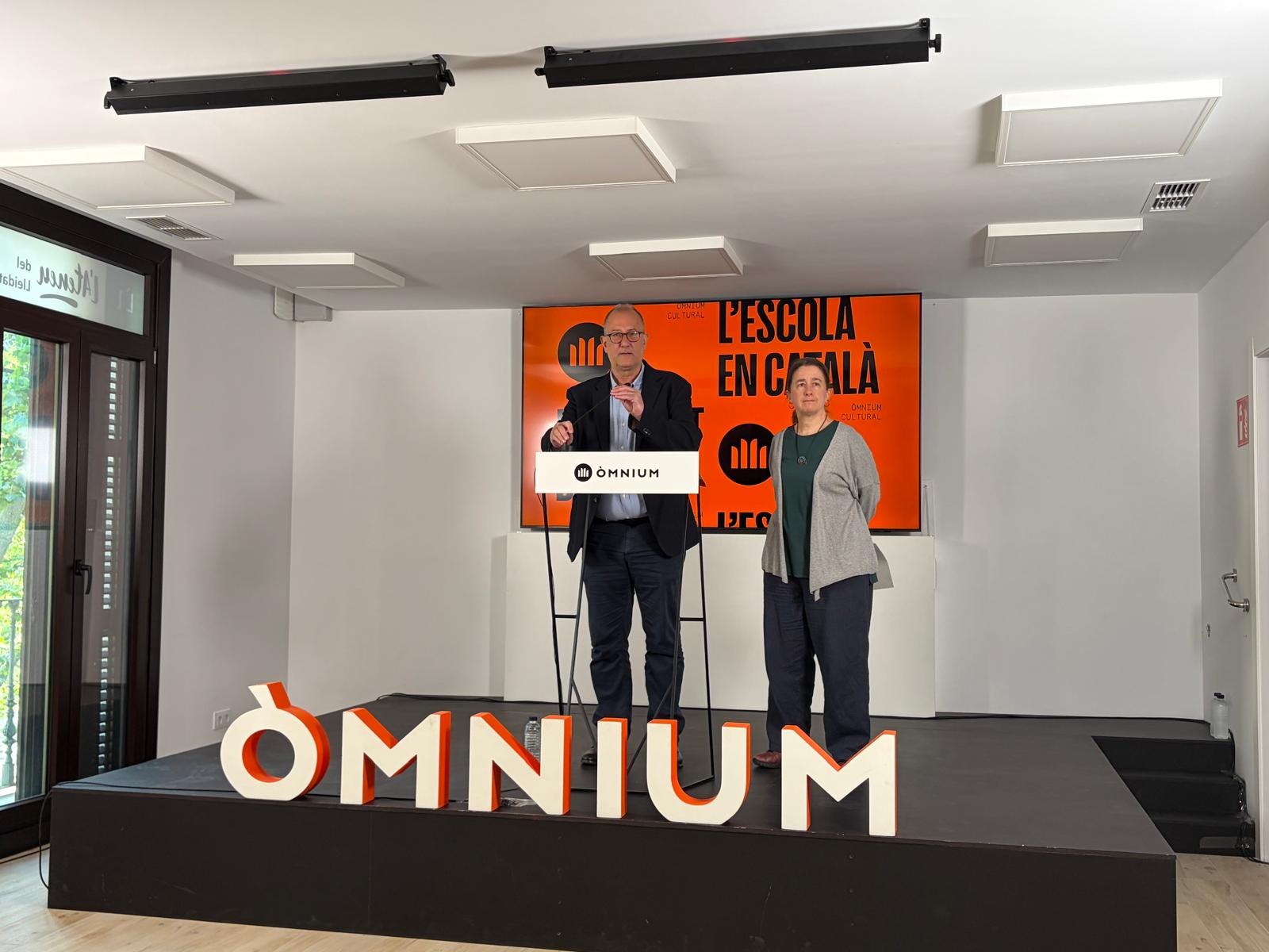 Xavier Antich i Marina Gay, en un moment de la conferència de premsa.