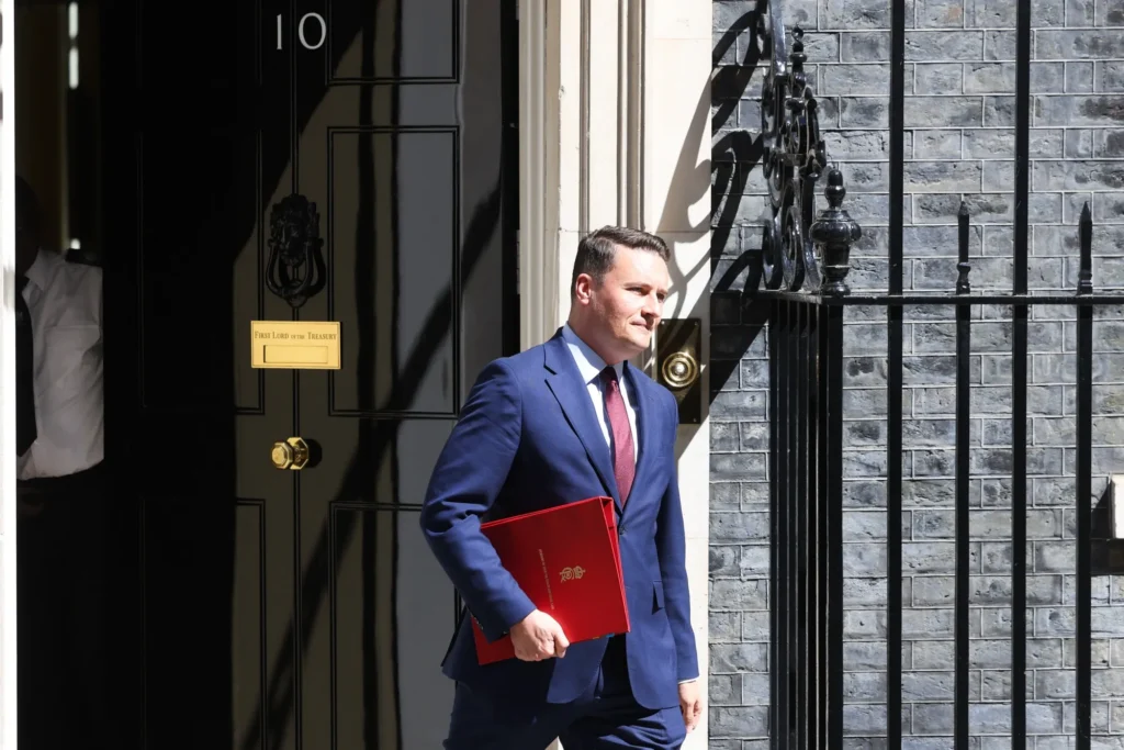 Wes Streeting, l’etern aspirant que amenaça de desbancar Starmer del govern britànic