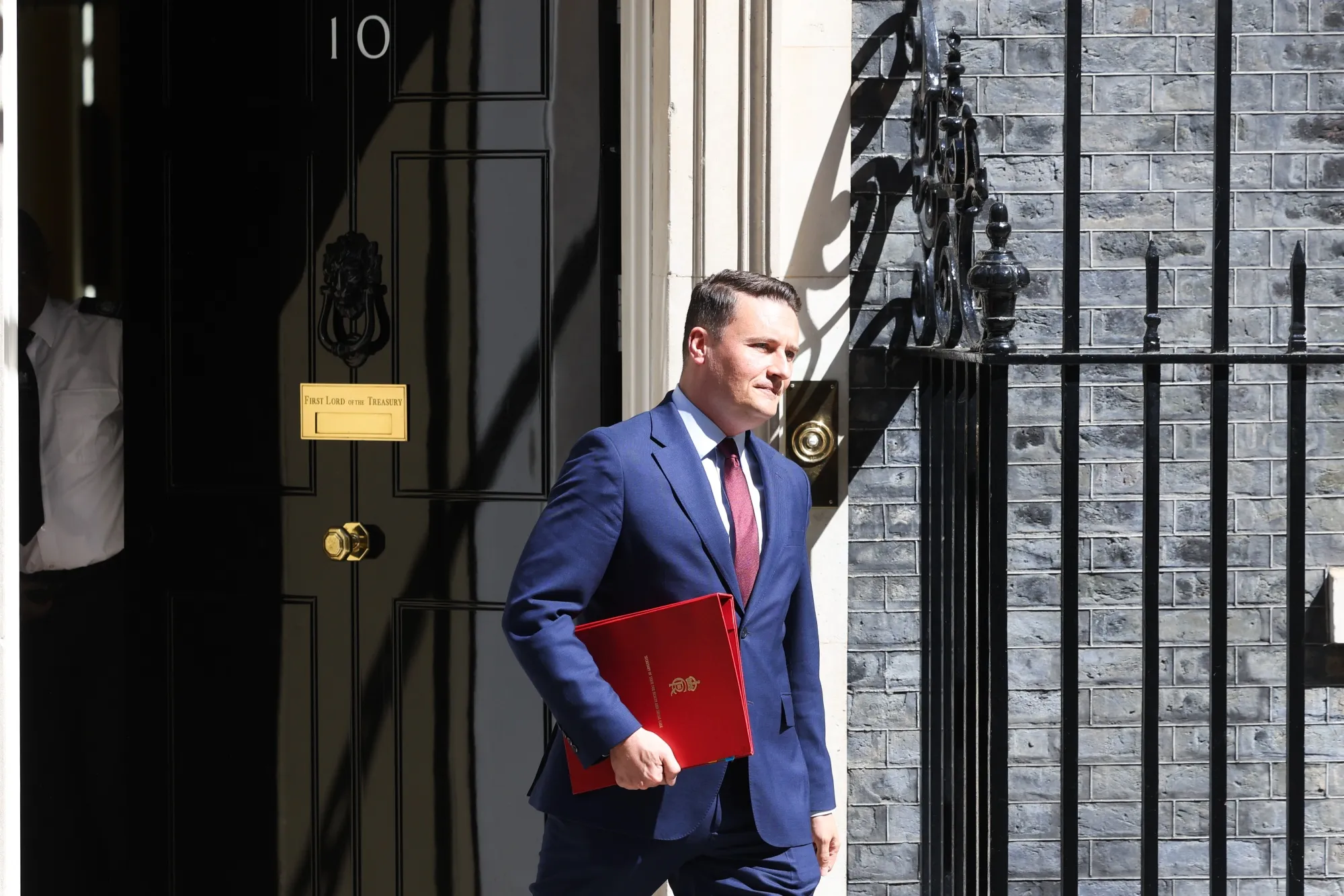 Wes Streeting, a la sortida d'una reunió al número 10 de Downing Street, a Londres, abans-d'ahir (fotografia: Chris Ratcliffe/Bloomberg).