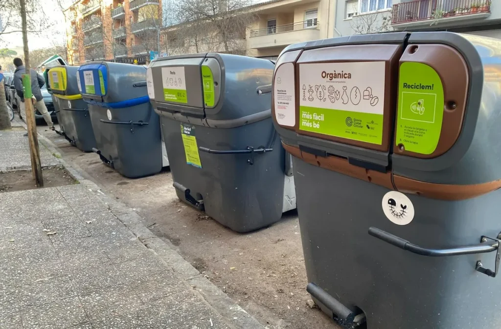 Comença la vaga indefinida de recollida d’escombraries a Girona