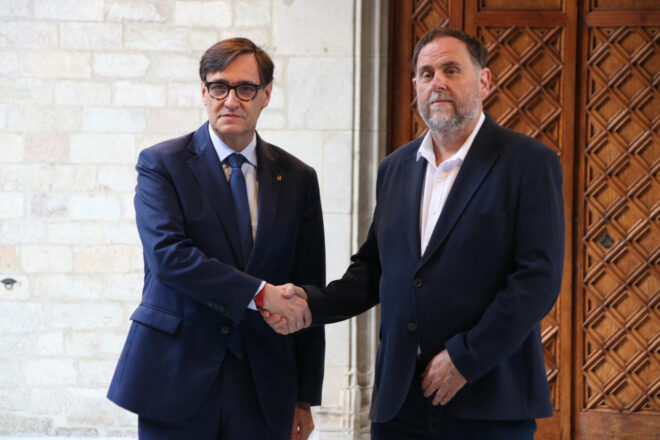 El Col·lectiu 1 d’Octubre no assoleix els avals per a forçar la consulta interna a ERC sobre el suport a Illa