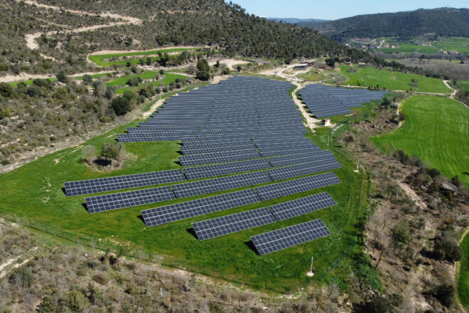 Les comunitats i cooperatives energètiques guanyen pes a Catalunya per a preparar el sistema davant les crisis globals