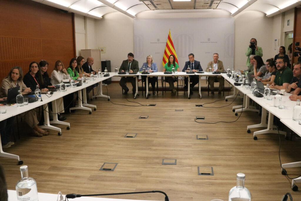 “La proposta no és acceptable”: els sindicats donen una última oportunitat a Niubó perquè faci una oferta satisfactòria