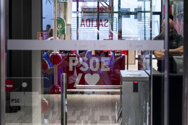 La Guàrdia Civil entra a la seu del PSOE i d’ex-alts càrrecs del partit pel cas Leire Díez