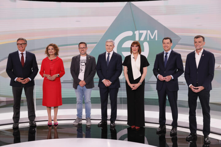 Els candidats a les eleccions: Manuel Gavira (Vox), María Jesús Montero (PSOE), José Ignacio García (Endavant Andalusia), Juanma Moreno (PP) i Antonio Maíllo (Per Andalusia).