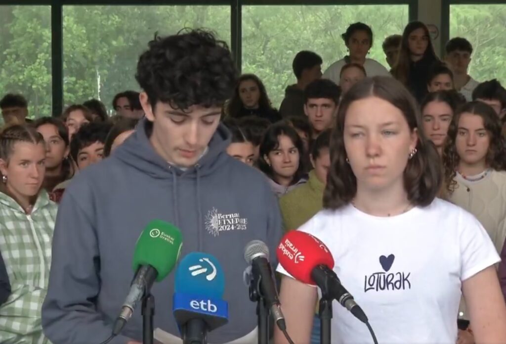 El govern francès cedeix a les protestes i permetrà de fer en català i èuscar les proves d’accés a la universitat