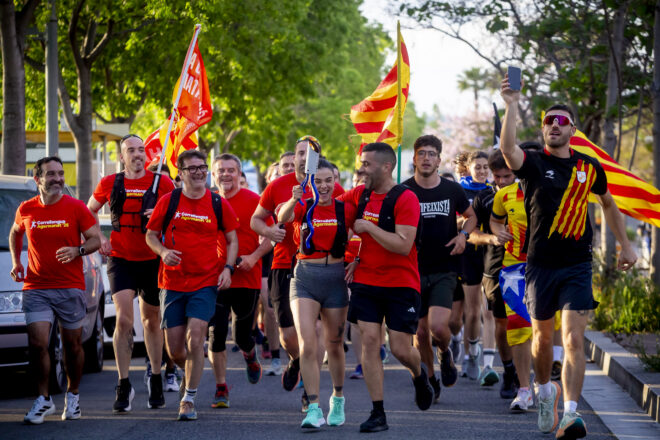 El Correllengua Agermanat mobilitza 180.000 persones en defensa del català