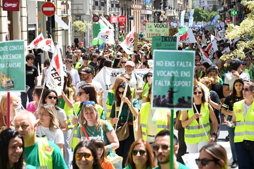 Arriba la taula de negociació: la pressió de les vagues força els governs català i valencià a moure fitxa