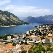 L’euro, l’obstacle paradoxal que entrebanca l’ingrés de Montenegro a la UE