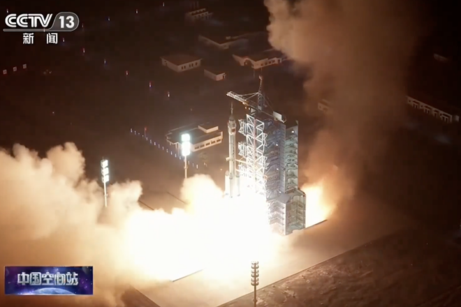 [VÍDEO] La missió xinesa tripulada Shenzhou-23 s’enlaira cap a l’estació espacial Tiangong