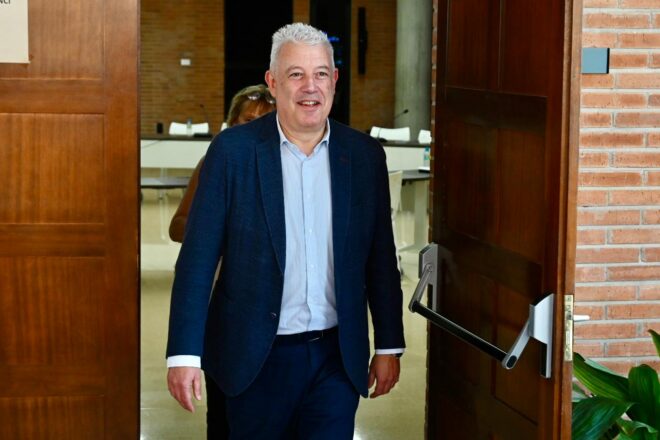 La Conselleria d’Educació dóna per tancada la negociació amb els sindicats que mantenen la vaga indefinida