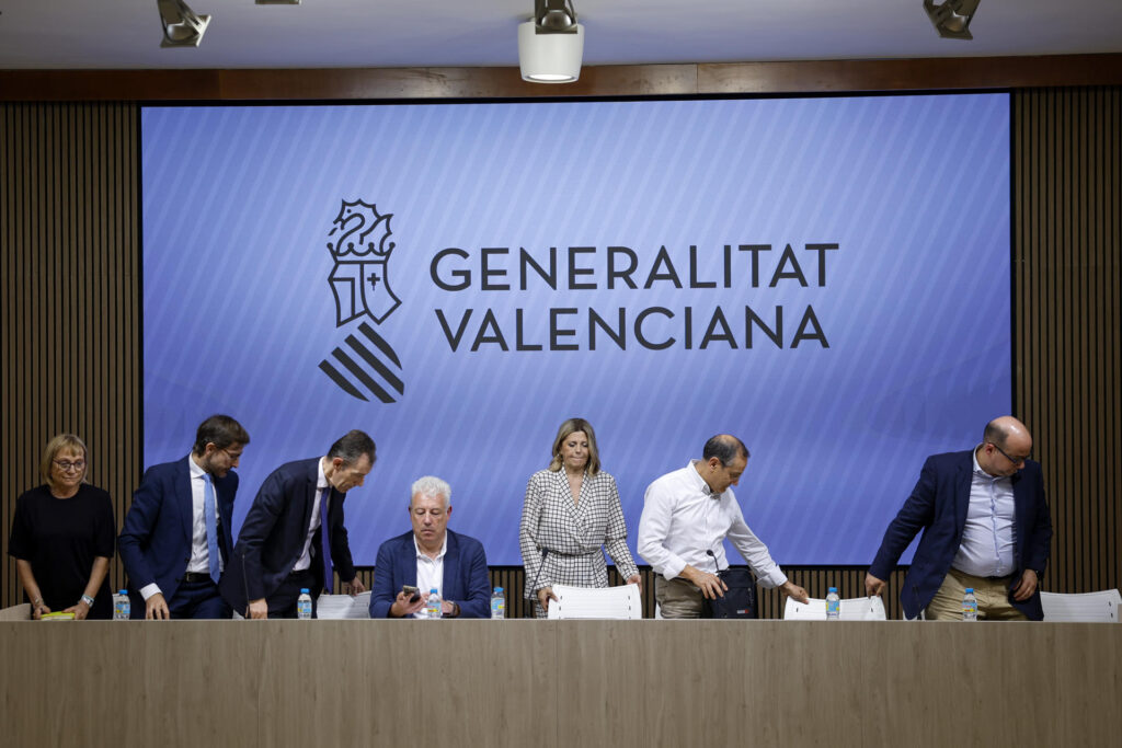 La consellera Ortí culpa els sindicats del fracàs de la negociació i no diu si la reprendrà