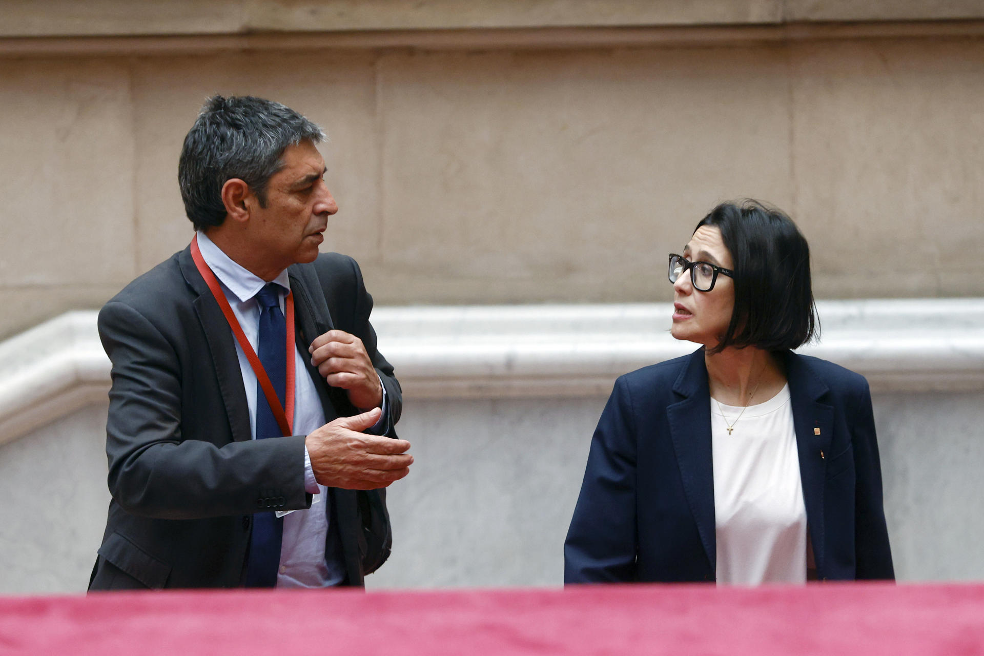 Trapero i Parlon, al parlament (fotografia: EFE / Quique García).