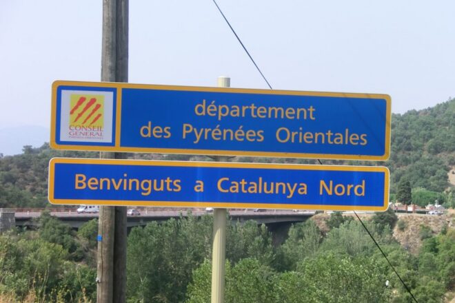 Els noms dels departaments: una decisió política que no ha deixat de causar maldecaps durant els anys